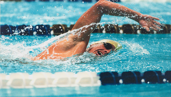 حرکات مختلف ورزش شنا